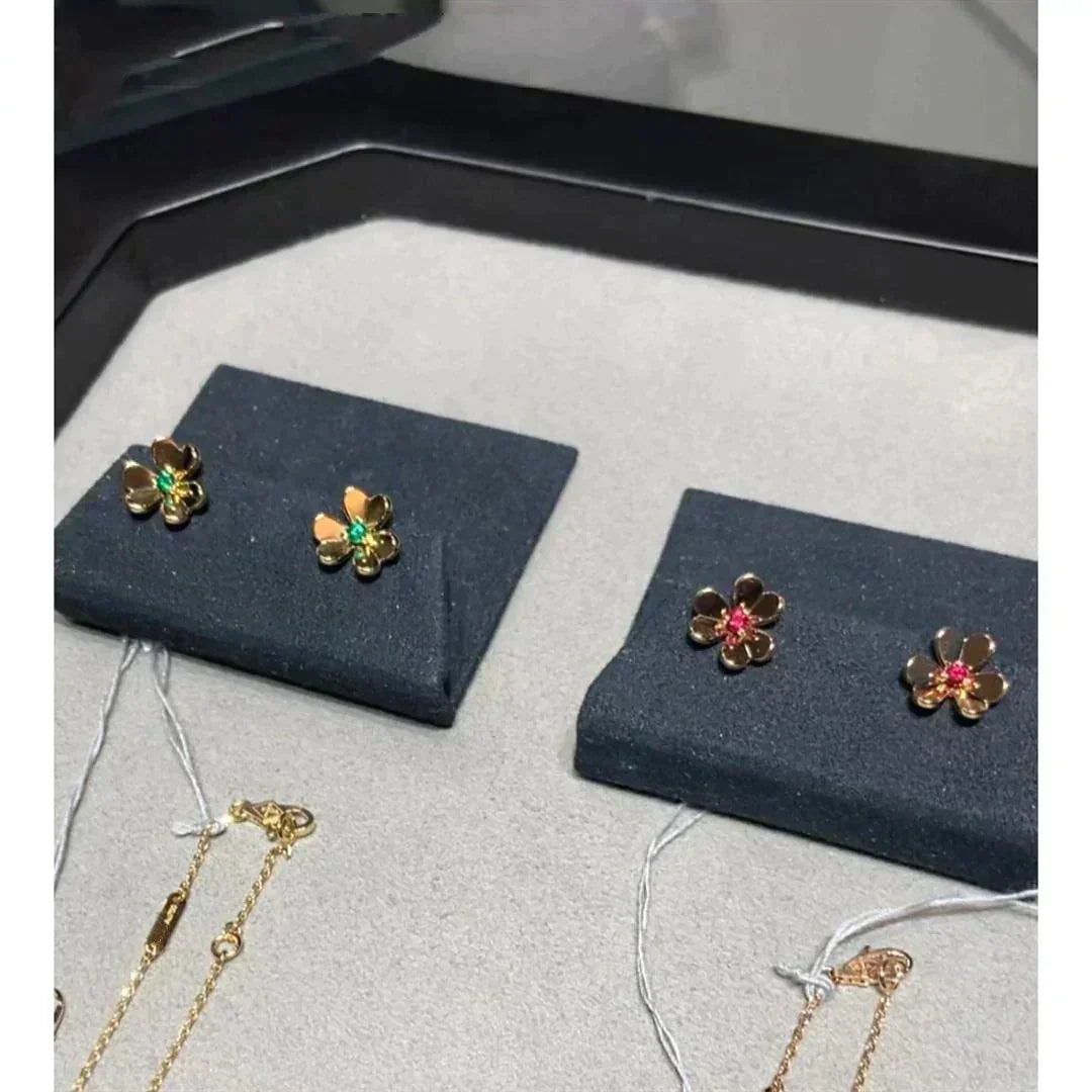 Miro FRIVOLE FLOWER PINK EARRINGS