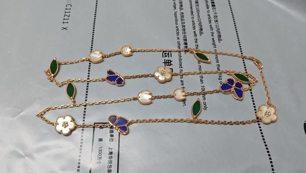 [Miro ] 26 NEW CLOVER 15 MOTIFS LUCKY NECKLACE