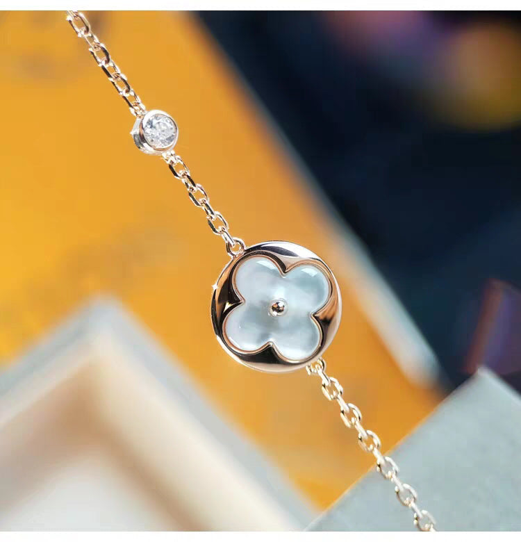 Miro SUN MOP GOLD 1 DIAMOND NECKLACE