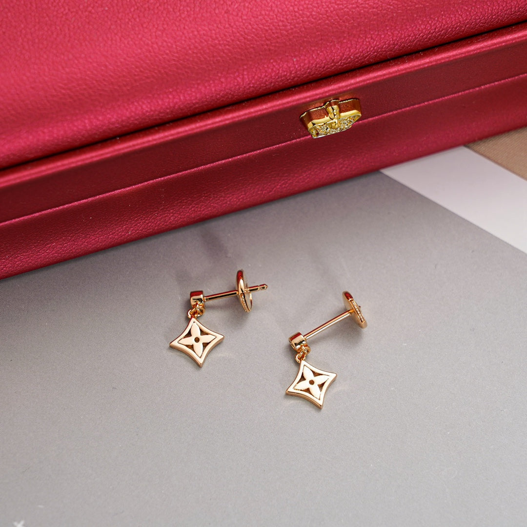 Miro STAR EARRINGS GOLD