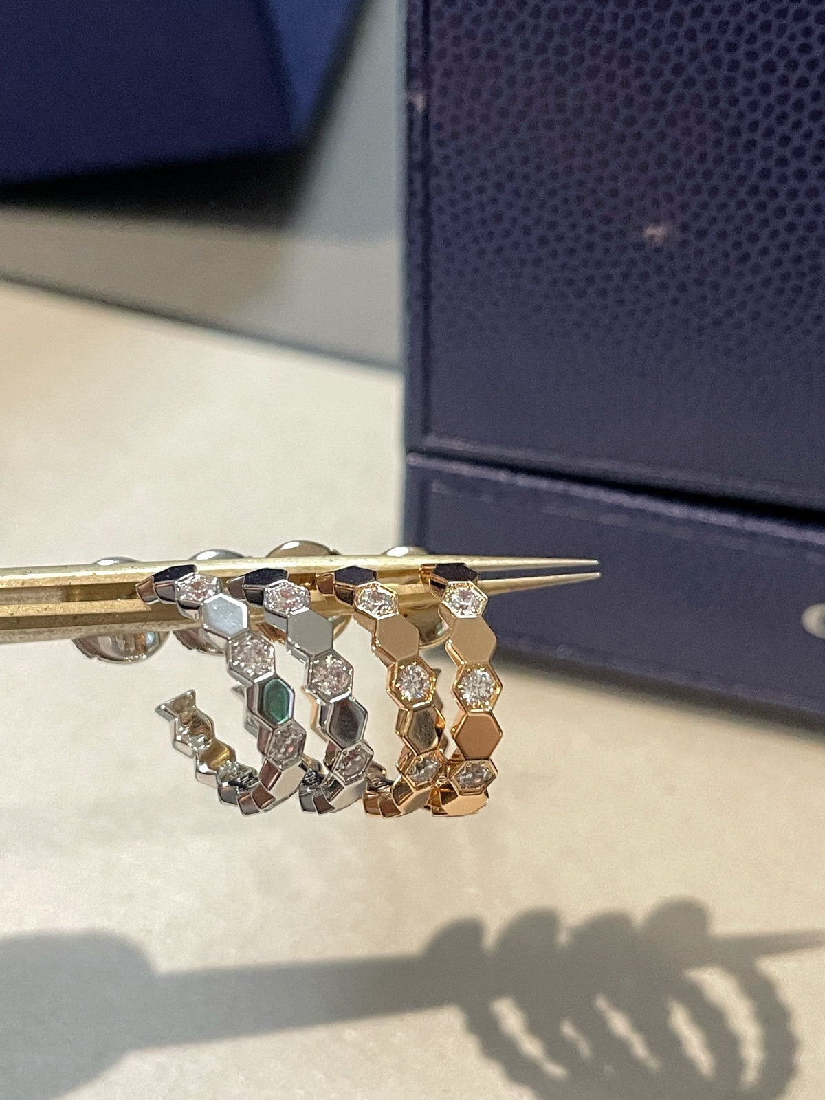 Miro BEE LOVE Earrings GOLD DIAMOND