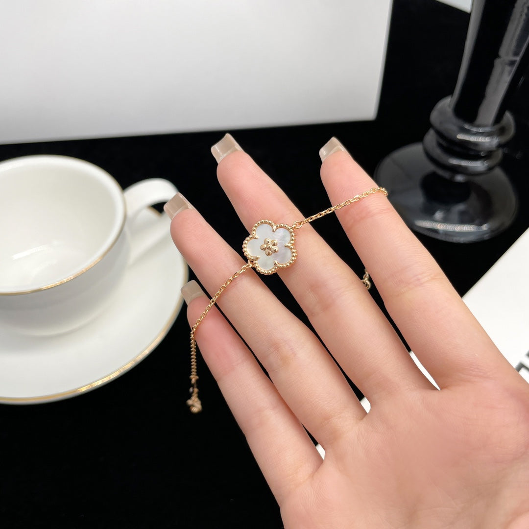 Miro LUCKY SPRING ROSE GOLD MOP BRACELET