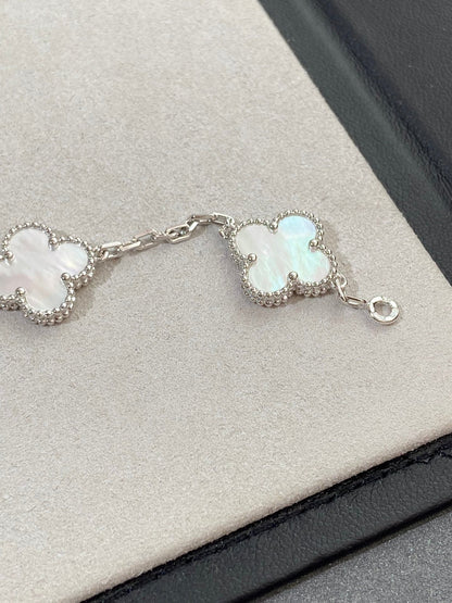 [Miro ]New CLOVER WHITE PEARL MOP 5 MOTIF BRACELET COLLECTION