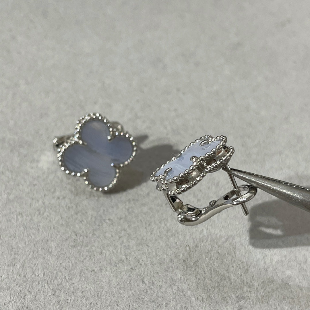 Miro CLOVER CHALCEDONY SILVER STUD EARRINGS