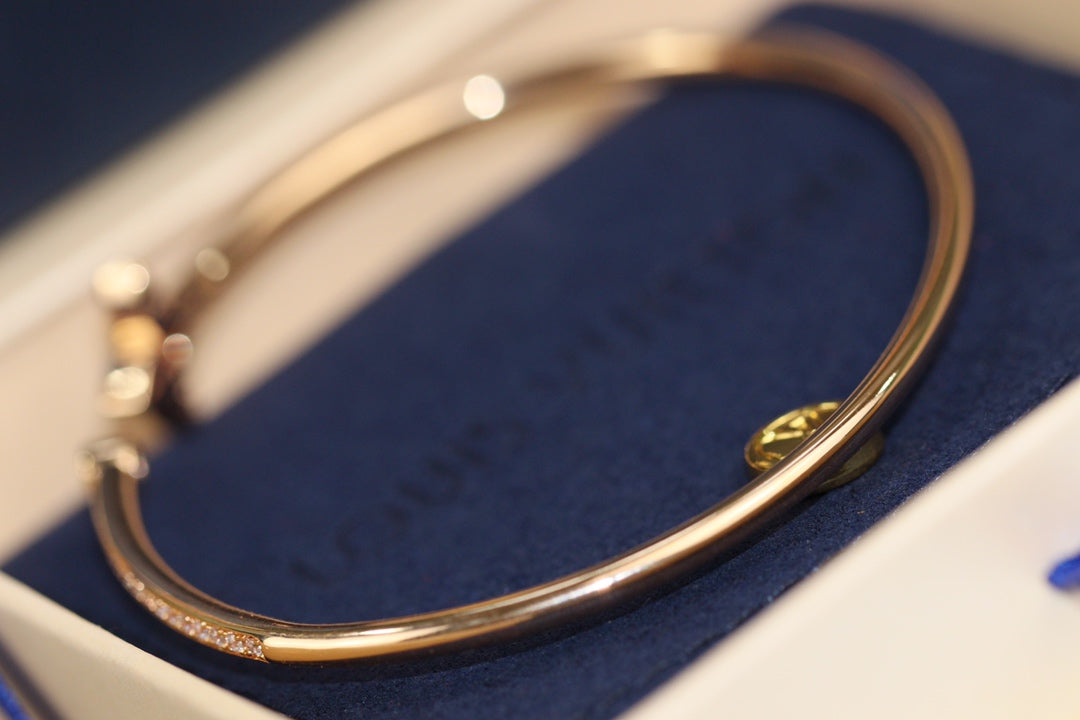 Miro IDYLLE PINK GOLD OPEN BRACELET DIAMOND PAVED
