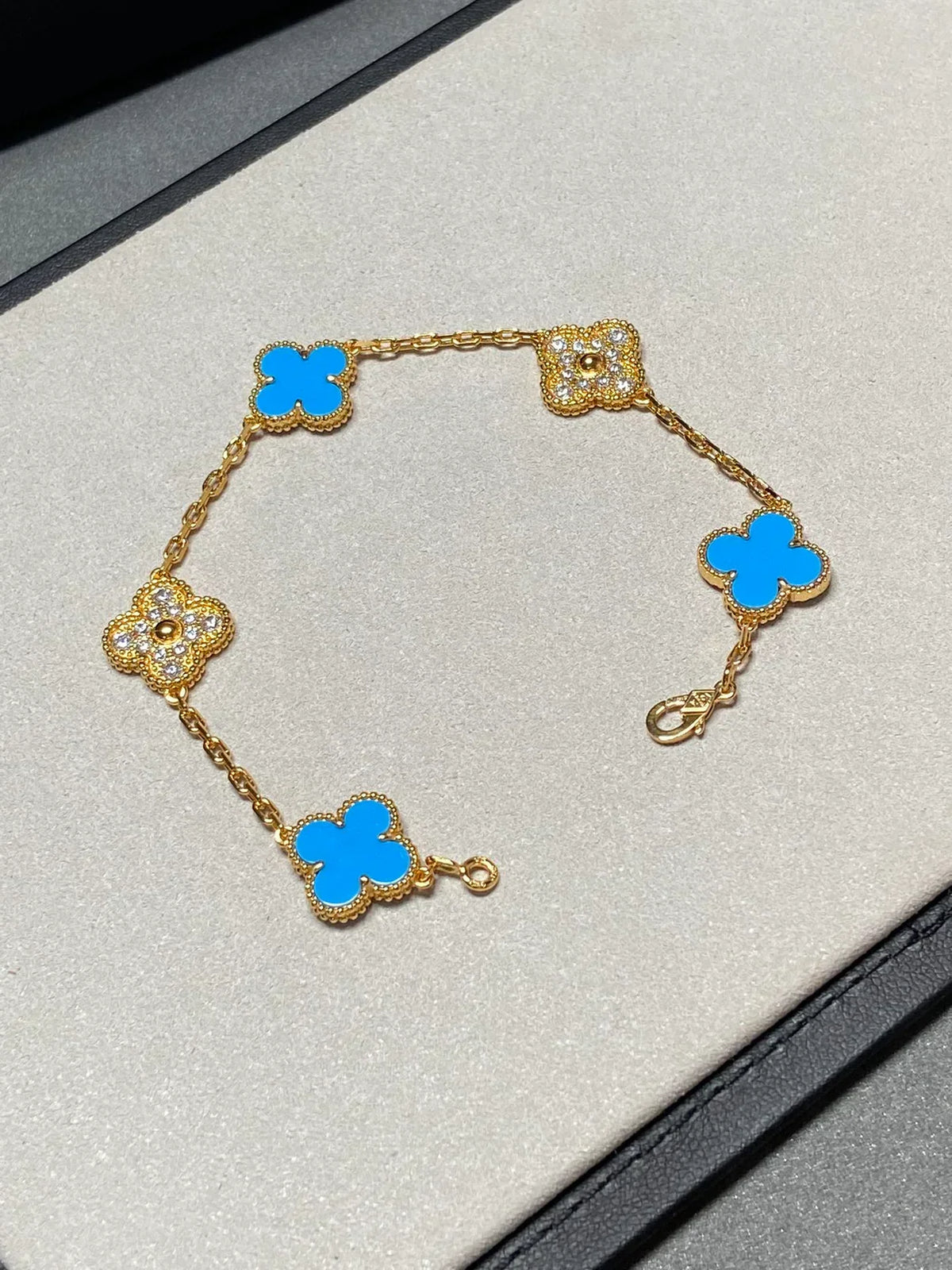 [Miro ]New CLOVER 5 MOTIF BLUE AGATE BRACELET COLLECTION
