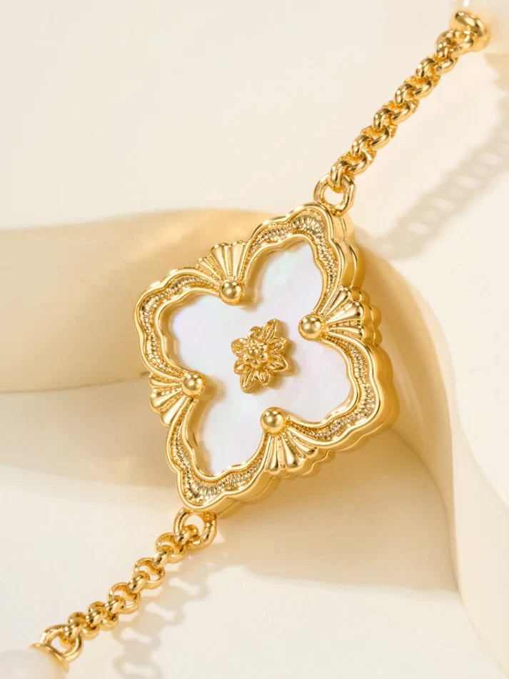 [Miro]B.C.L ENAMELED Three-Flower Bracelet£¨Trumpet)