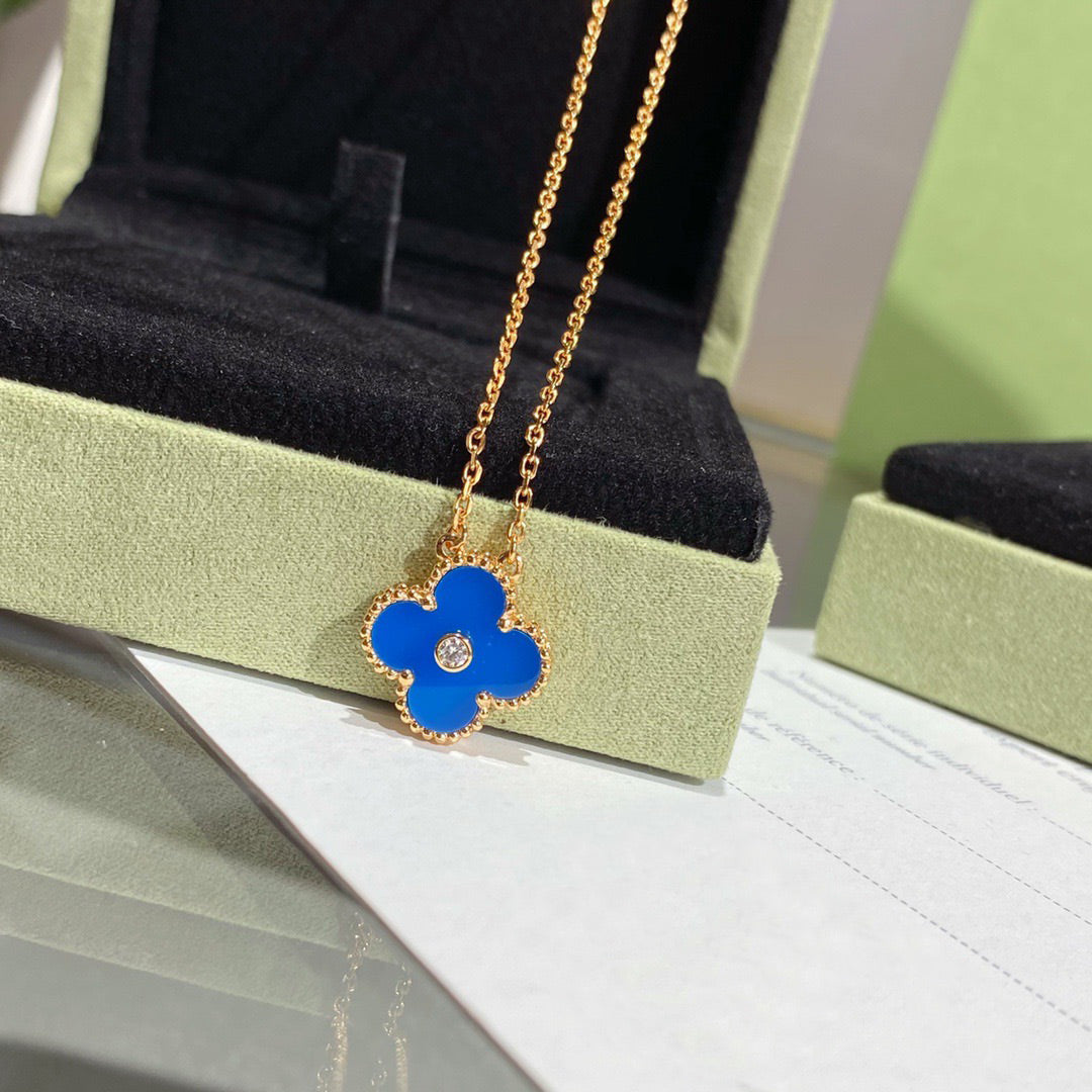 Miro CLOVER 15MM DIAMOND AND BLUE AGATE NECKLACE
