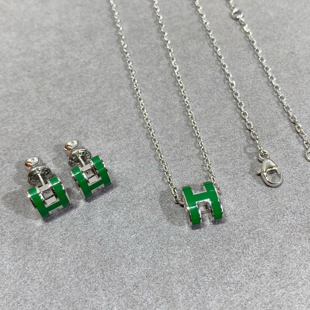 Miro POP H GREEN NECKLACE SILVER AND GOLD