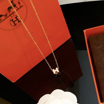 Miro H WHITE SQUARE GOLD NECKLACE