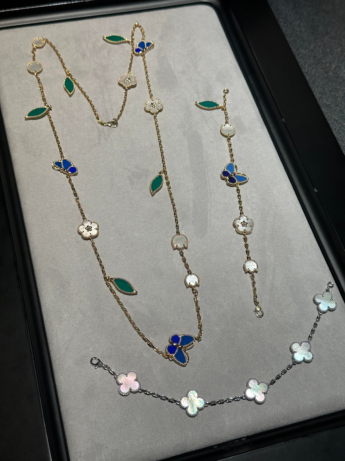 [Miro ] 26 NEW CLOVER 15 MOTIFS LUCKY NECKLACE