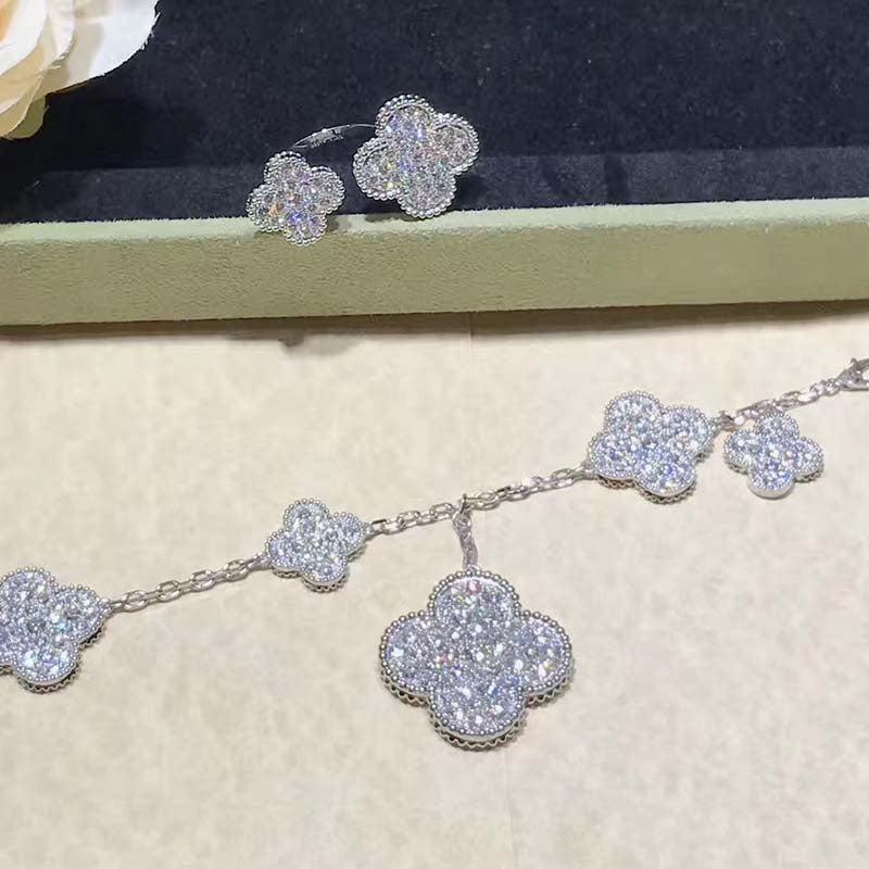 Miro CLOVER 6 MOTIFS SILVER DIAMOND ブレスレット