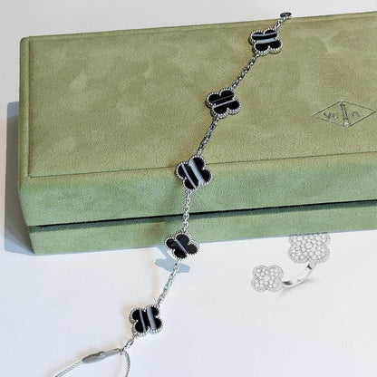 Miro CLOVER 5 MOTIF VEINED ONYX BRACELET SILVER