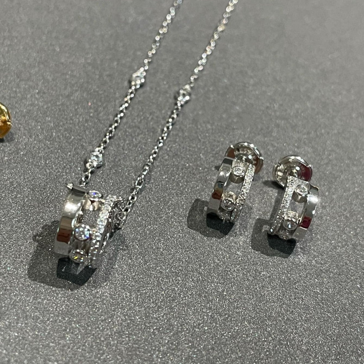 [Miro ]CHAIN MOVE ROMANE PEDAND NECKLACE