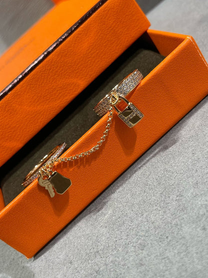 Miro HM KELLY CLOCHETTE DOUBLE RING IN  WITH DIAMONDS