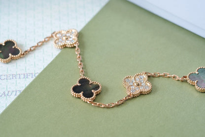 [Miro ]New CLOVER 5 MOTIF GRAY MOP BRACELET COLLECTION