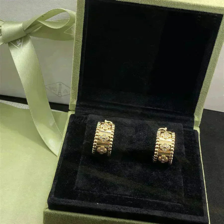 ミロ　ペルレ　ダイヤモンドピアス