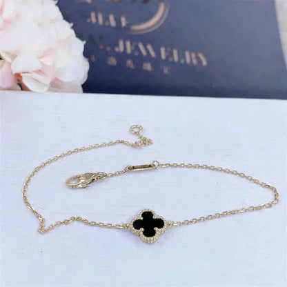 Miro CLOVER ONYX SINGLE FLOWER BRACELET